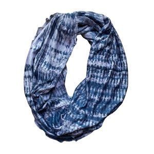 NWOT - LaLa Red Reptile Print Infinity Scarf